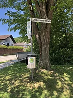 Hundetoilette Lindenstraße/Litzlkirchner Straße Hundetoilette Lindenstraße/Litzlkirchner Straße