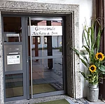 Rathauseingang Rathauseingang